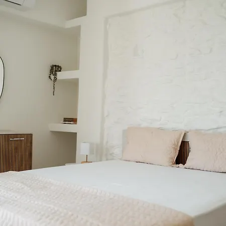 The Garden Loft דירה קאבאלה