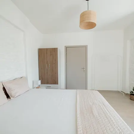 דירה The Garden Loft