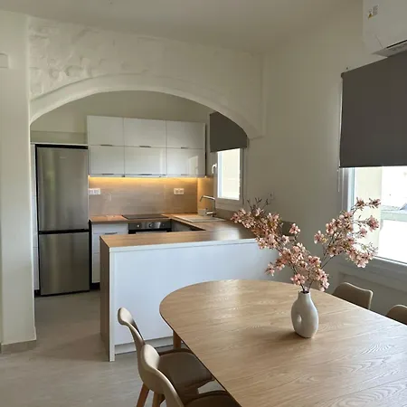 The Garden Loft Apartment