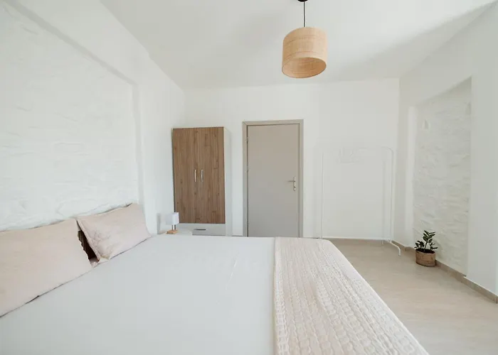 דירה The Garden Loft